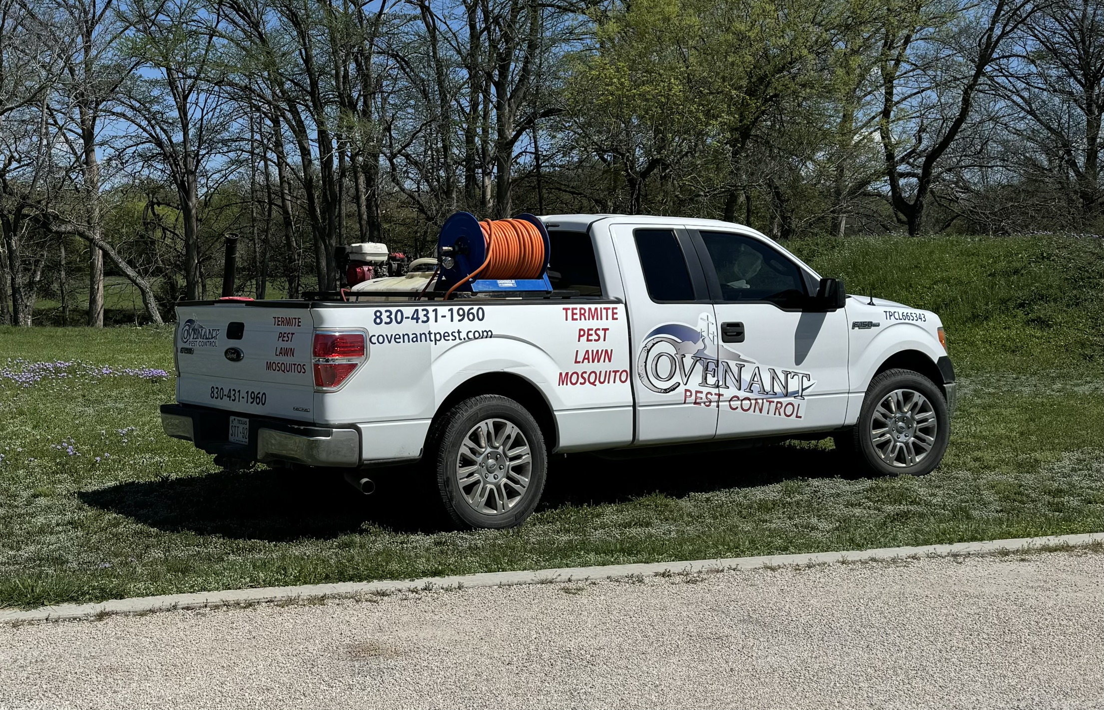 Vehicle Graphics on the side of a pickup truck bed and cab